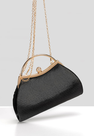 Elegancka torebka w czarnym kolorze