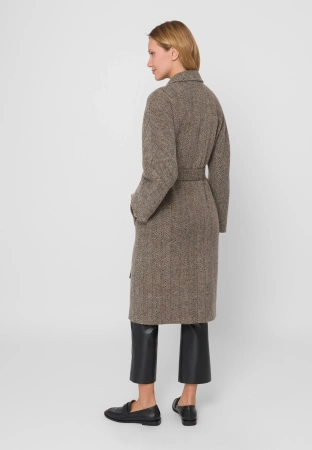 Dwurzędowy płaszcz w jodełkę