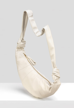 Torba z miękkiej skóry w oryginalnym kształcie