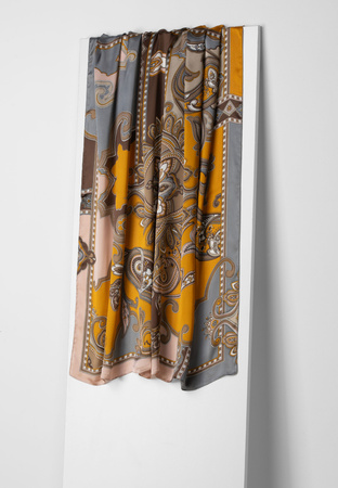 Brązowa apaszka we wzór paisley