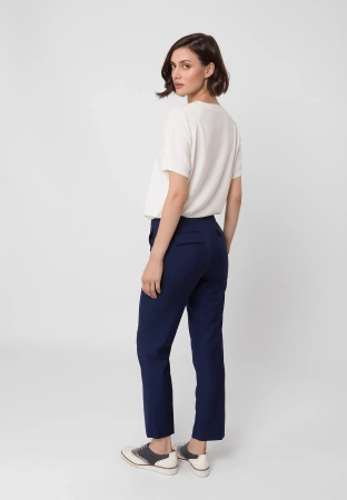 Spodnie w kant z prostą nogawką