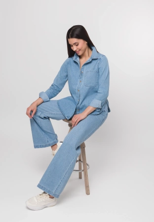 Jeansowe spodnie w gumkę z szeroką nogawką