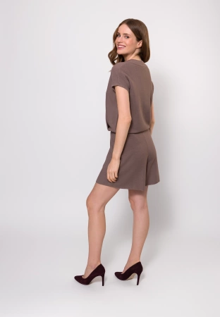 Brązowe dzianinowe spodenki