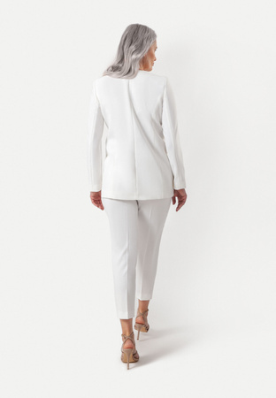 Cygaretki w kolorze ecru