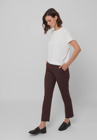 Brązowe cygaretki w prążek