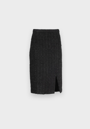 Czarna ołówkowa spódnica