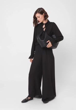 Czarna pleciona torba na ramię