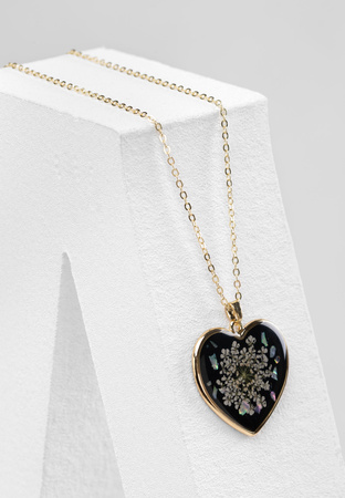 Naszyjnik z sercem z masy perłowej