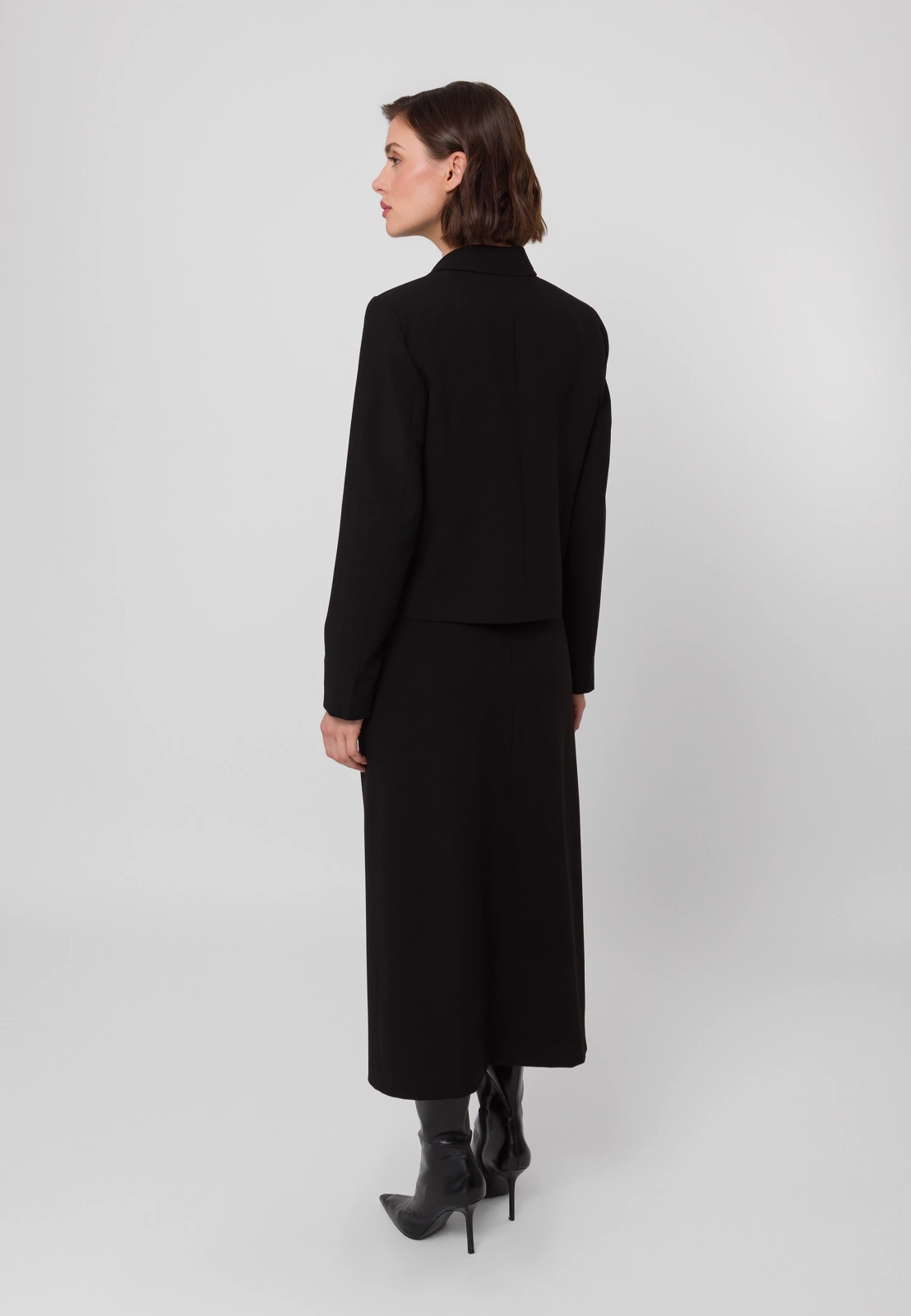 Długa trapezowa spódnica