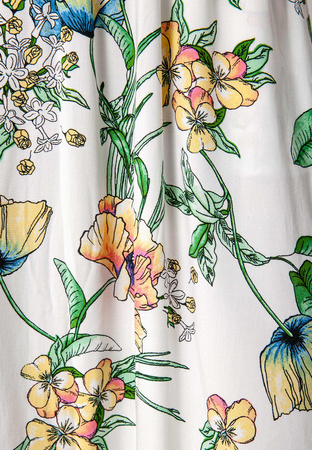 Biała spódnica w kwiaty 100% wiskoza