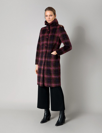 Wełniany płaszcz w kratę w odcieniach fioletu