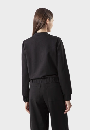 Dzianinowa bomberka z dużymi kieszeniami