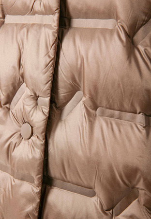 Długa pikowana kamizelka w kolorze beżowym