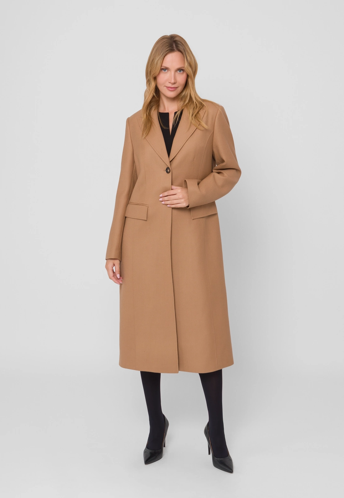 Wełniany płaszcz dyplomatka