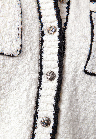 Ecru kardigan z dzianiny boucle