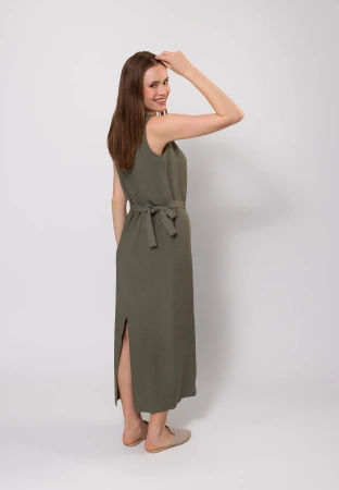 Sukienka w oliwkowym kolorze z wiskoza i lnem