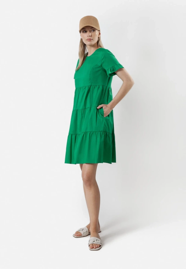 Bawełniana zielona sukienka z falbanami