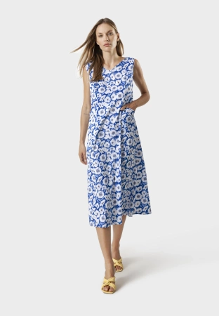 Długa niebieska sukienka z wiskozy w kwiatowy wzór