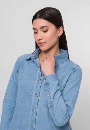 Jeansowa koszula zapinana na guziki