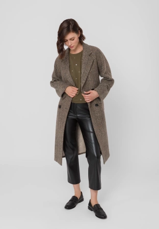 Dwurzędowy płaszcz w jodełkę