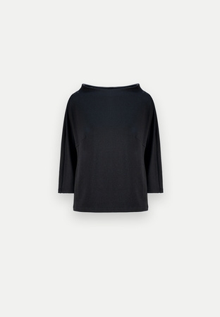 Czarna bluzka z dekoltem w łódkę