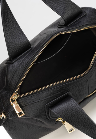 Mała czarna torebka ze skóry