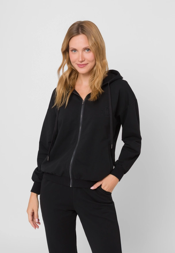Czarna bluza na suwak z kapturem