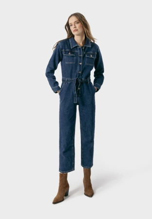 Jeansowy kombinezon z wiązaniem w pasie