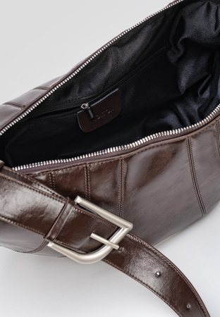 Brązowa torebka nerka z miękkiej skóry