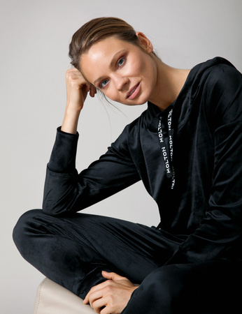 Welurowa bluza z kapturem