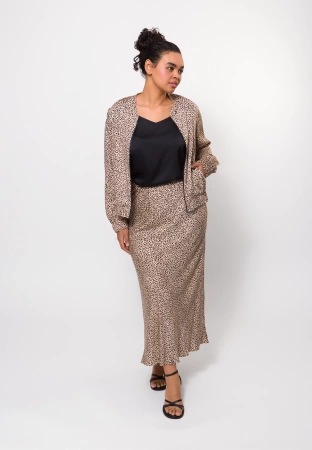Długa wiskozowa spódnica w drobną panterkę