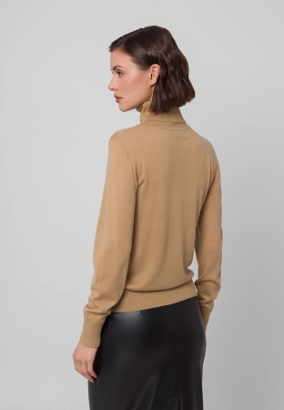 Cienki camelowy golf z wełną