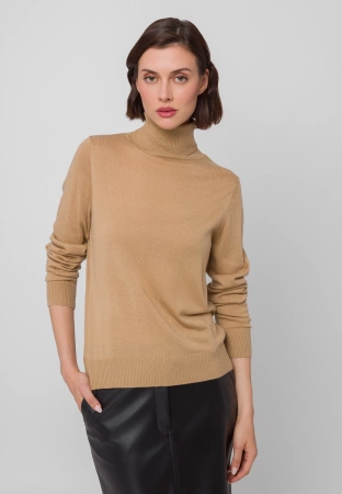 Cienki camelowy golf z wełną