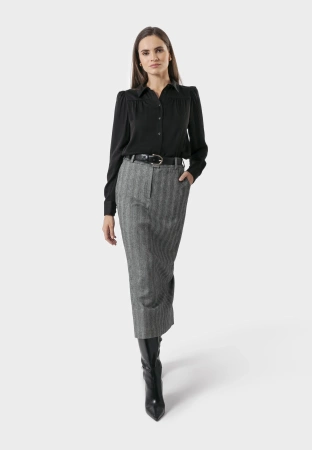 Czarna wiskozowa koszula z bufkami