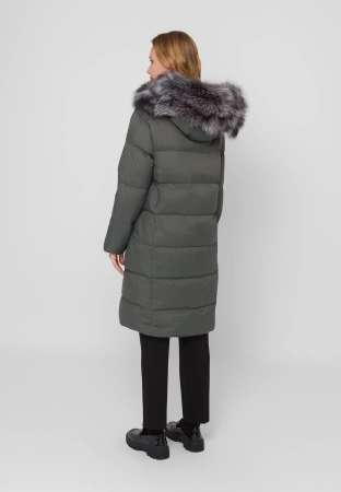 Puchowa kurtka w kolorze khaki z naturalnym wypełnieniem