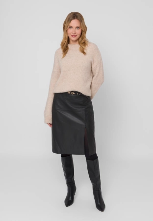 Czarna skórzana spódnica