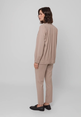 Beżowy żakiet ze ściągaczami