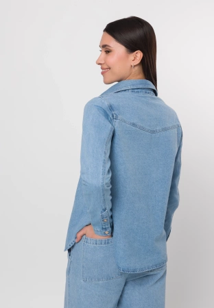 Jeansowa koszula zapinana na guziki