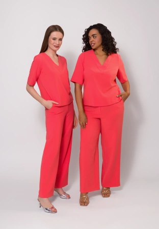 Koralowa bluzka w serek