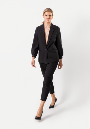 Elegancki czarny żakiet z mankietami