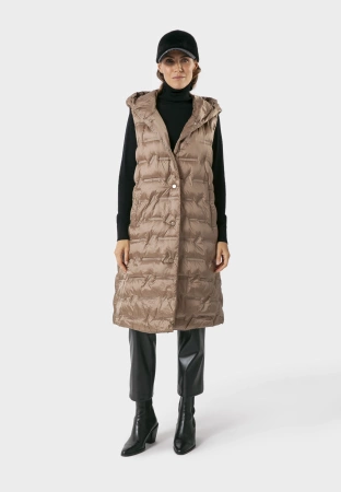 Długa pikowana kamizelka w kolorze beżowym