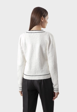 Ecru kardigan z dzianiny boucle