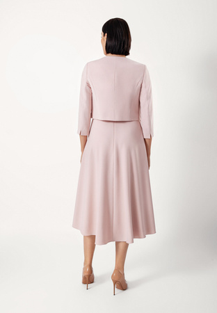 Rozkloszowana sukienka w kolorze jasnego różu