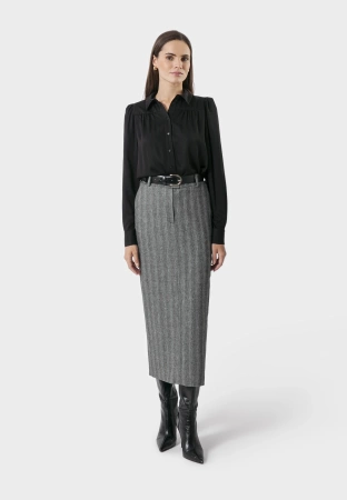 Czarna wiskozowa koszula z bufkami