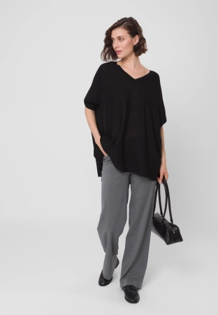 Czarna dzianinowa tunika z wiskozą