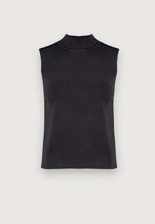 Czarny półgolf z dzianiny