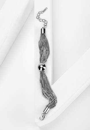 Bransoletka z łańcuszków w kolorze srebrnym
