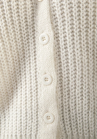 Kardigan w kolorze ecru z domieszką wełny i moheru