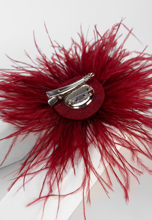 Broszka spinka z bordowymi piórami