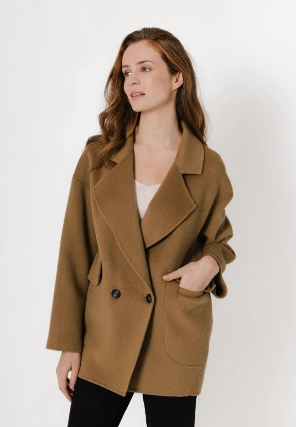 Brązowa kurtka z wełny double face